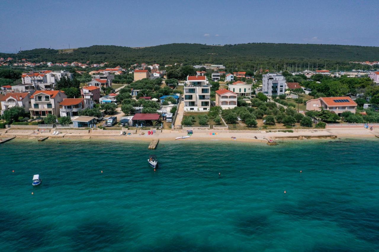Dʻart Villa Бибинє Екстер'єр фото