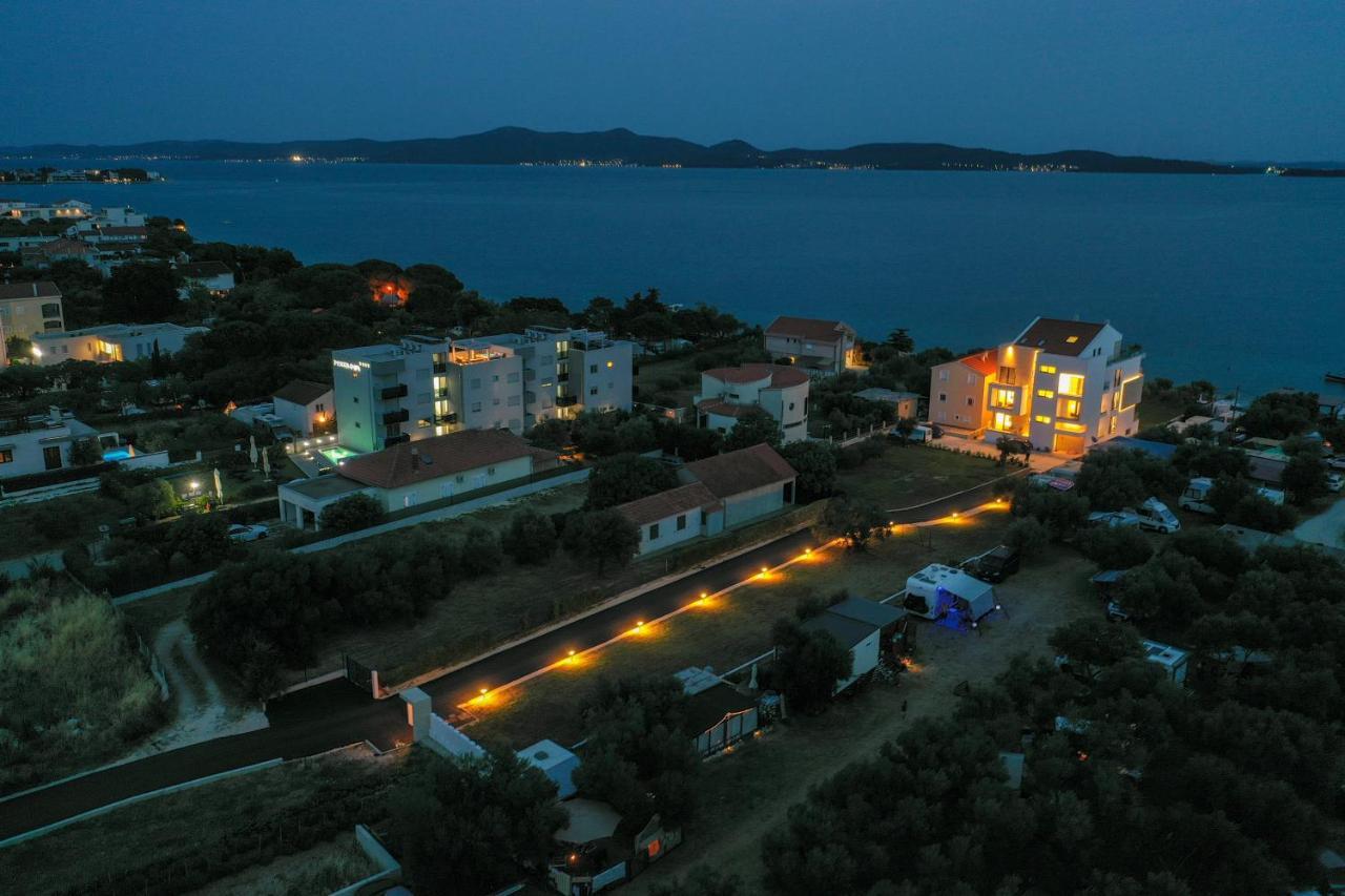 Dʻart Villa Бибинє Екстер'єр фото